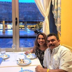 Meet your Posher, Gerardoyesperanza